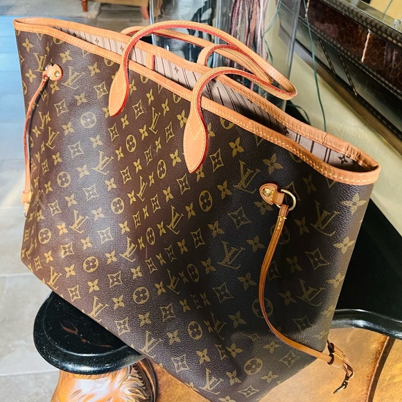 Louis Vuitton Handbags - LOUIS VUITTON NEVERFULL GM MONOGRAM Authenticated